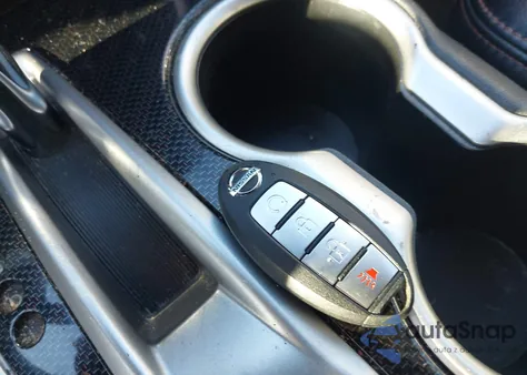 2020 Nissan Pathfinder Sv 2Wd z USA, uszkodzony, nr VIN 5N1DR2BN2LC637806